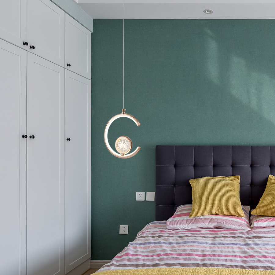 LED Aluminum Crystal Small Creative Circle Pendant Light Bedside Pendant Lamp