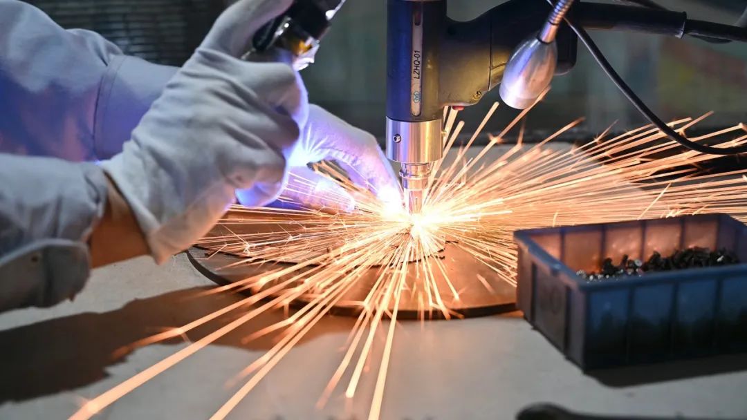 High-quality glass pendant light for global clients